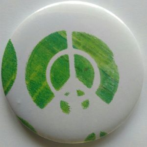 Badge magnet