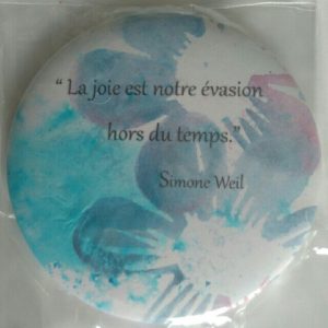Badge magnet